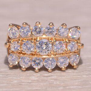 Natural Diamond Band in Yellow Gold